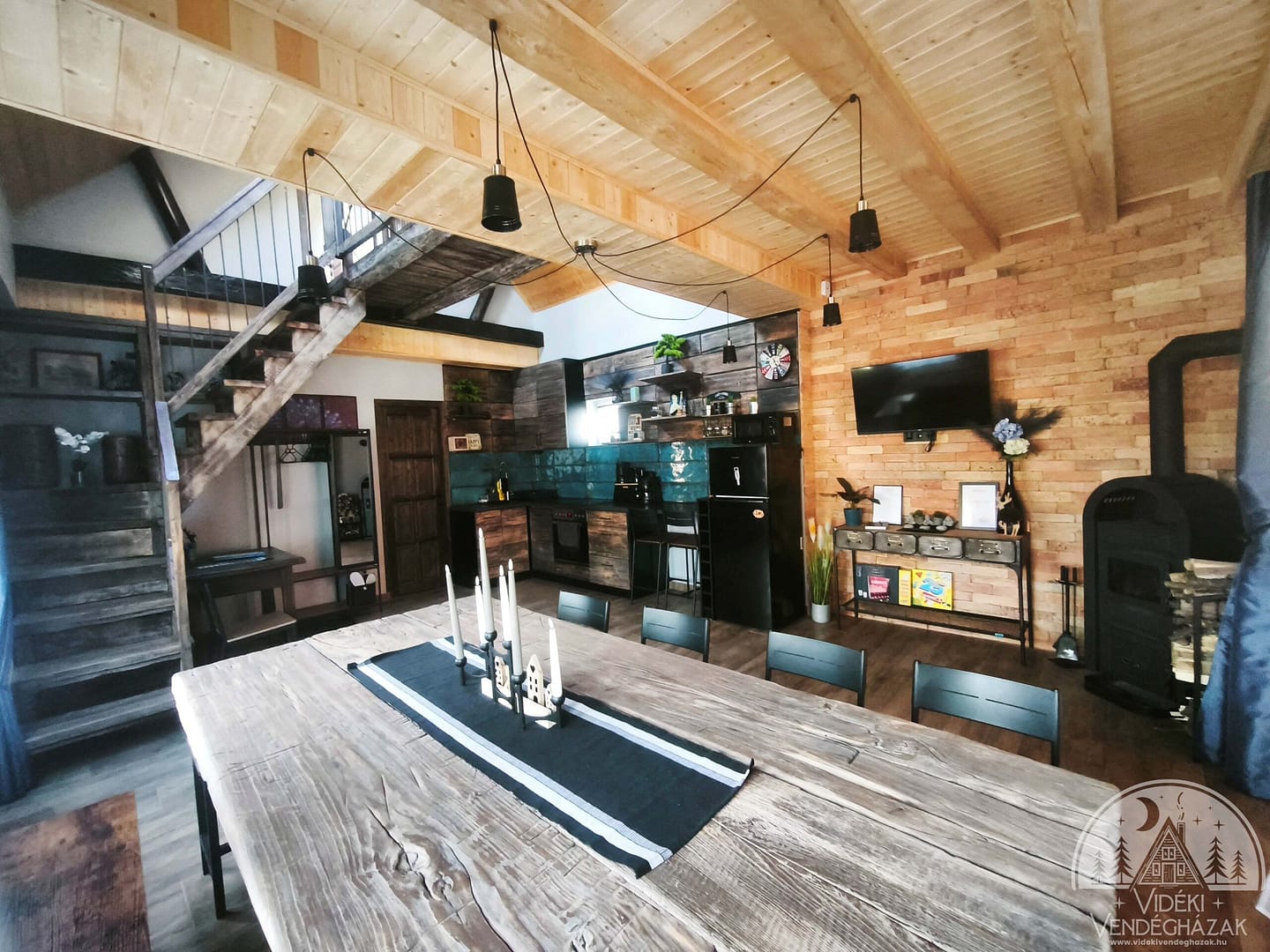 Loft-fszt.-jo-1-mb-alatt