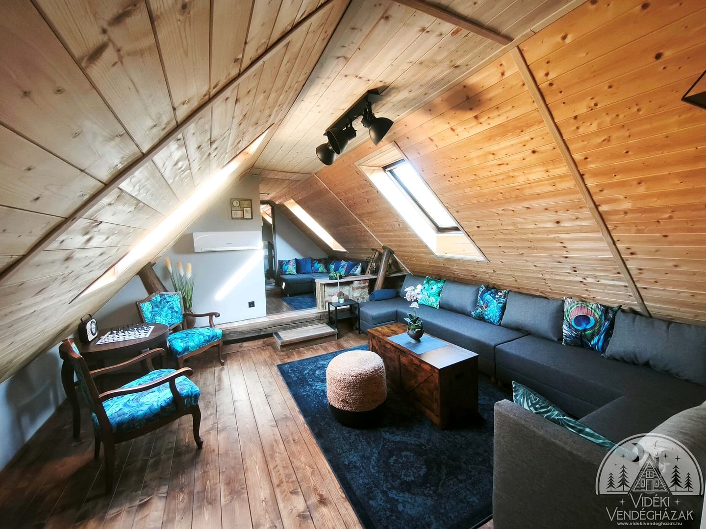 Loft-nappali-full-jo-1-mb-alatt