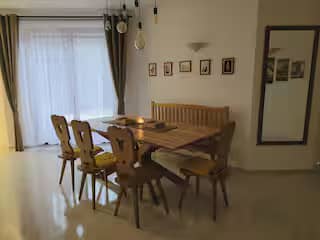 e1afc74a-c3d9-476d-9536-01ab571147b9
